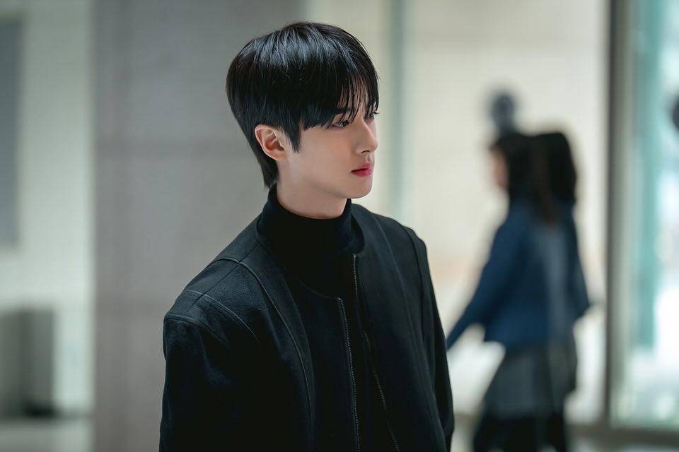 potret Kim Min Kyu di drakor BITCH X RICH 2 (instagram.com/koktv_official)